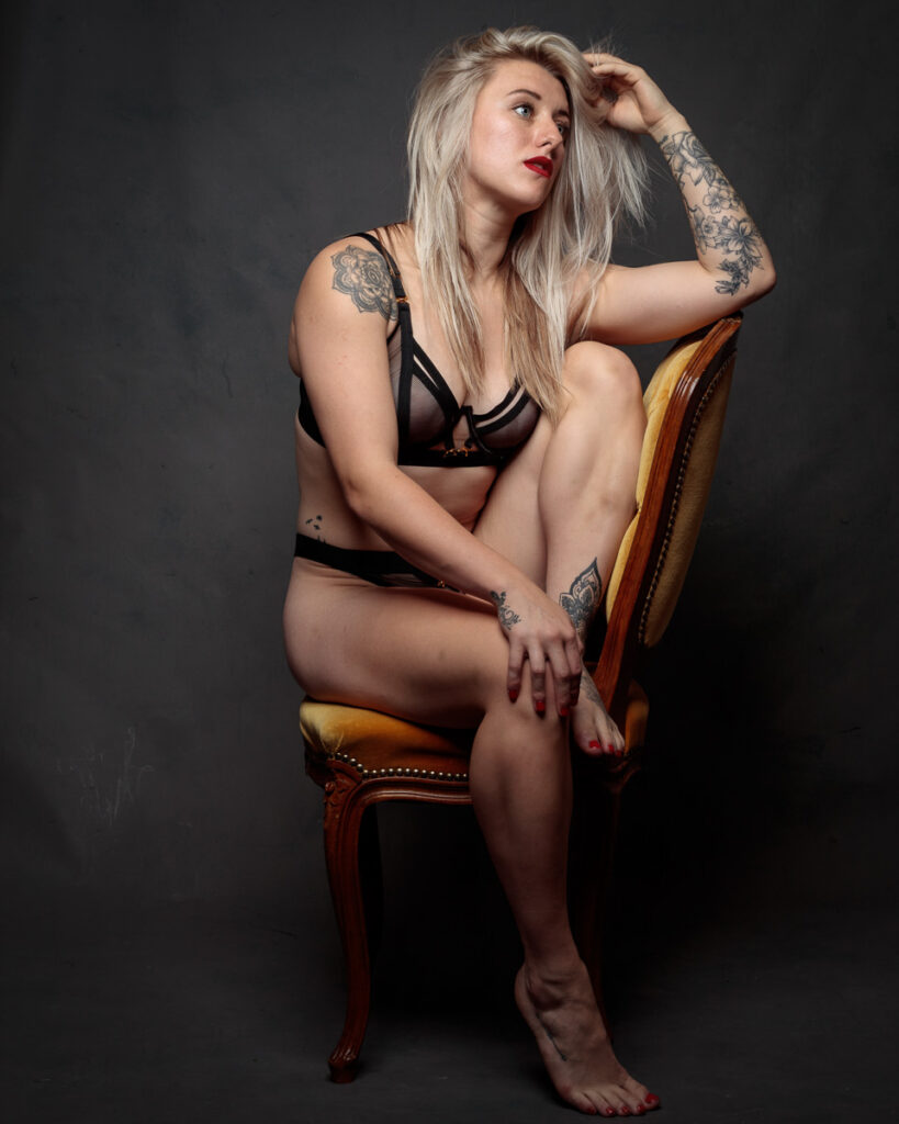 lucy boudoir foyers photography 13627 edit